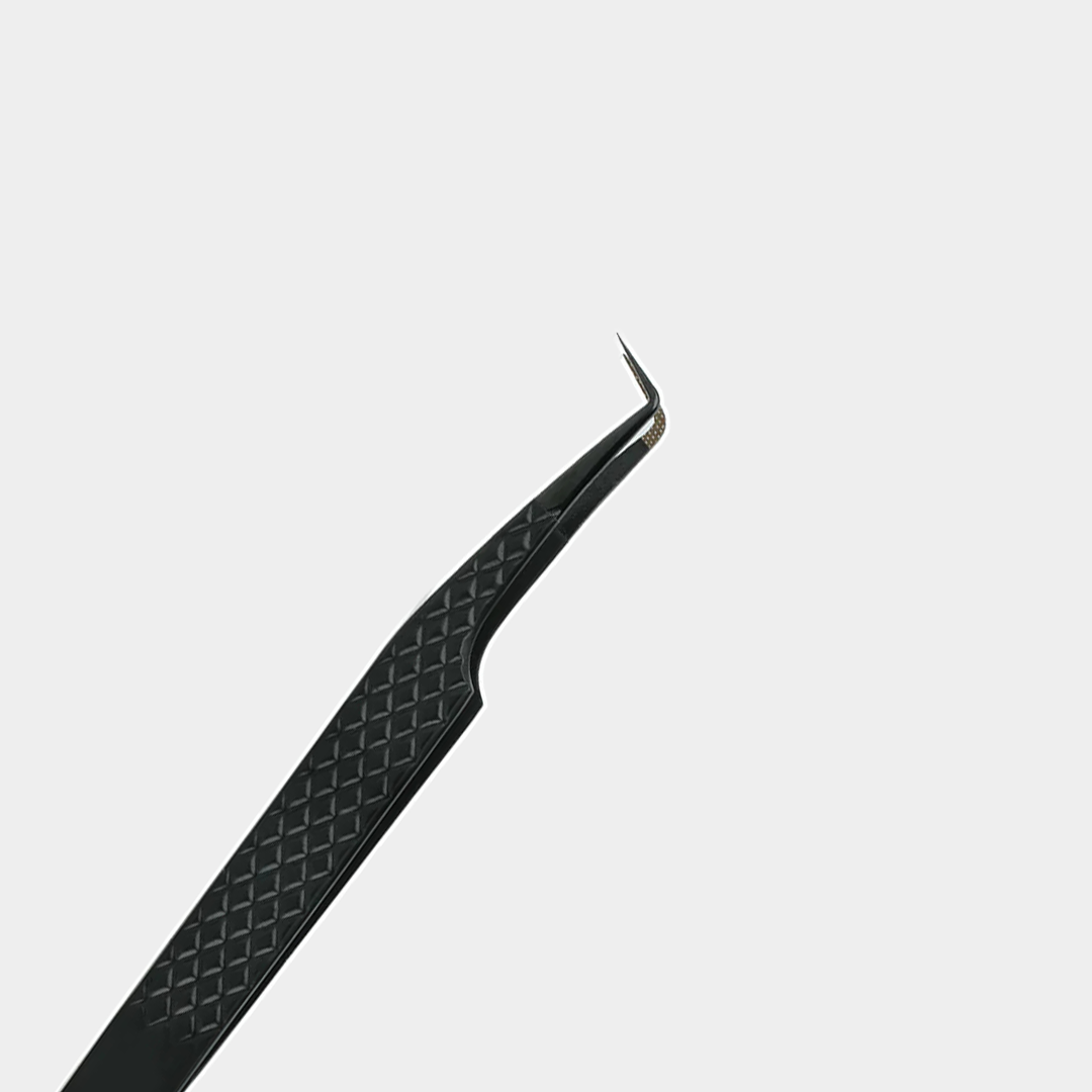 45 Degree Black Lash Tweezers